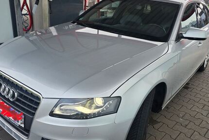 Audi A4 168.000 km 9.400 &euro; Mülheim an der Ruhr 45478