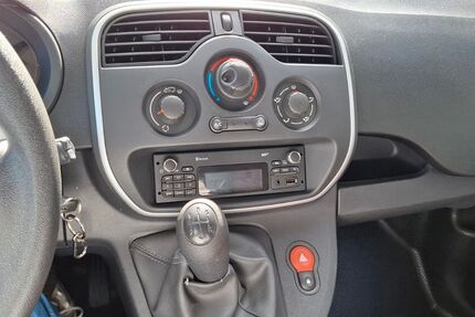 Renault Kangoo 24.251 km 9.500 &euro; Duisburg 47229