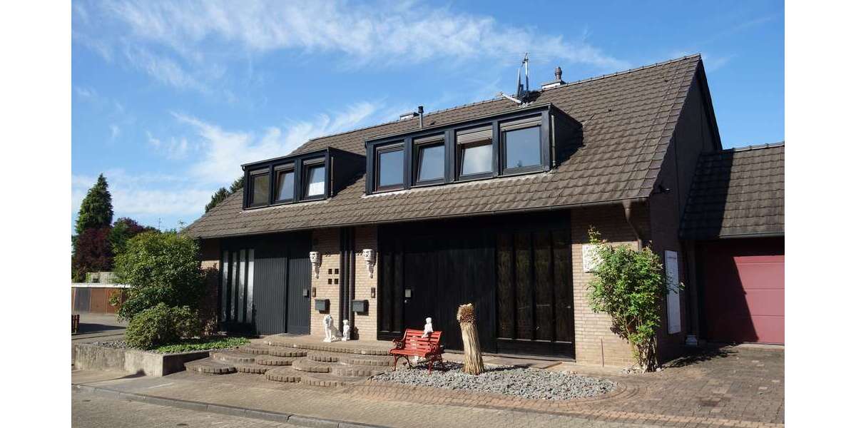Einfamilienhaus Düsseldorf Knittkuhl - 7 Zimmer, 237 m&sup2;, 870.000&euro; | Angebot:27091560