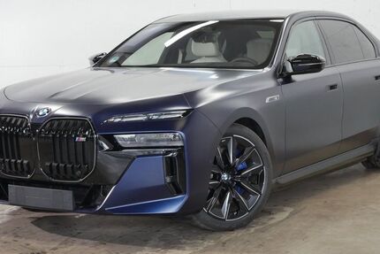 BMW i7 2.448 km 138.870 &euro; Mülheim 45472