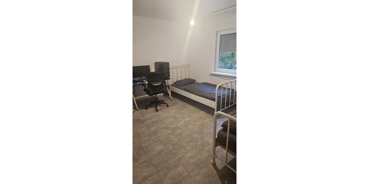 Etagenwohnung Erkrath - 4 Zimmer, 101 m&sup2;, 350.000&euro; | Angebot:27257829