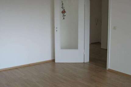Wohnung Mönchengladbach Giesenkirchen-Mitte - 4 Zimmer, 81 m&sup2;, 750&euro; | Angebot:26817770