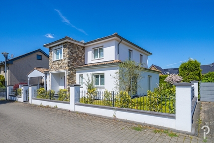 Repräsentatives Einfamilienhaus mit großem Garten. Ein sonniges Paradies mit 4-5 Zimmer für Familien - Haus Jüchen | Angebot:26844365