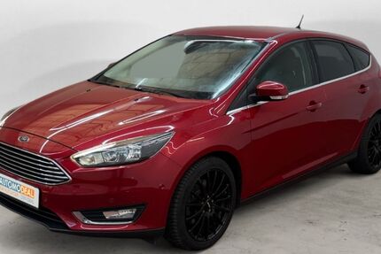 Ford Focus 26.856 km 12.989 &euro; Dinslaken 46539