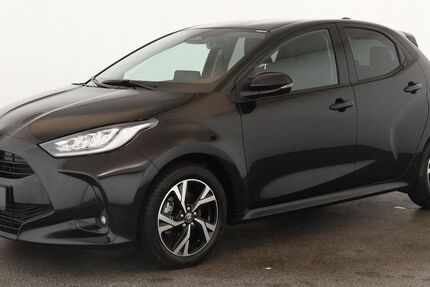 Toyota Yaris 14.100 km 21.984 &euro; Düsseldorf 40233