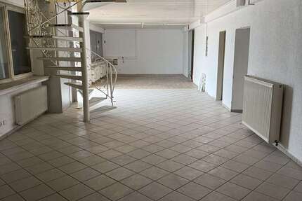 Gewerbeobjekt Kaarst - 1.695&euro; | Angebot:27452701