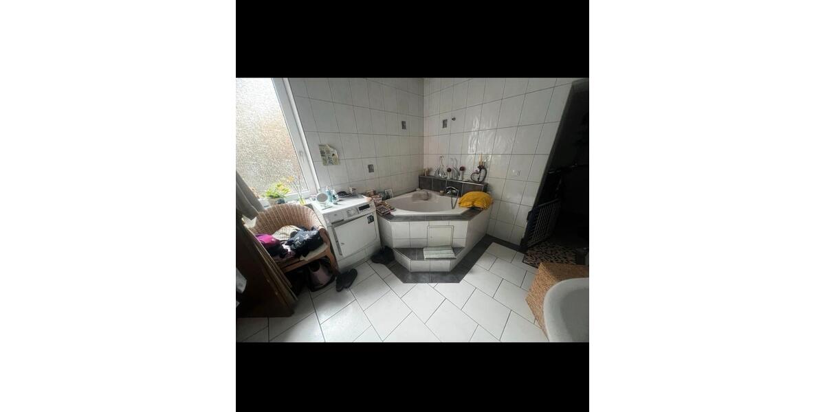 Mehrfamilienhaus, Wohnhaus Mönchengladbach Süd - 6 Zimmer, 200 m&sup2;, 299.000&euro; | Angebot:27426560