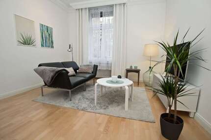 Zimmer Düsseldorf Stadtbezirk 3 - 2.5 Zimmer, 1.350&euro; | Angebot:26878802