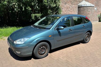Ford Focus 155.000 km 3.200 &euro; Düsseldorf 40591