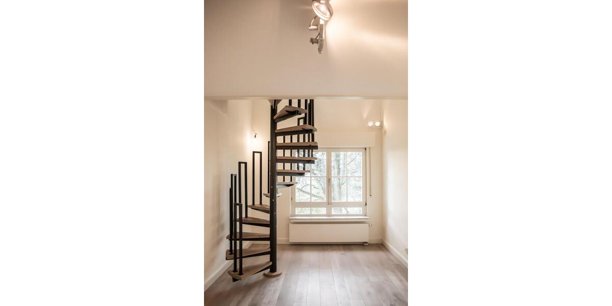 Einfamilienhaus Düsseldorf Stadtbezirk 8 - 9 Zimmer, 360 m&sup2;, 5.500&euro; | Angebot:26646583