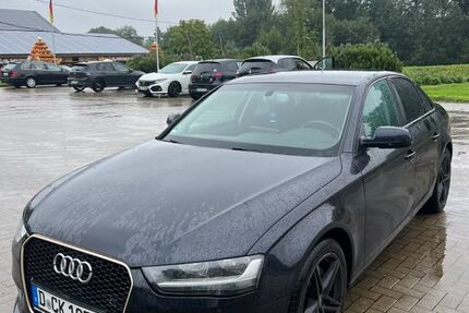 Audi A4 195.000 km 10.500 &euro; Düsseldorf 40472