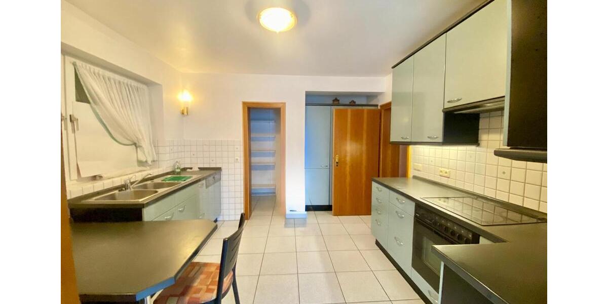 Einfamilienhaus Neuss Allerheiligen - 8 Zimmer, 175 m&sup2;, 3.000&euro; | Angebot:26548062
