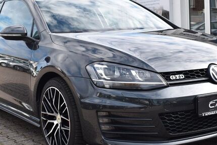 VW Golf 69.000 km 17.999 &euro; Mönchengladbach 41063