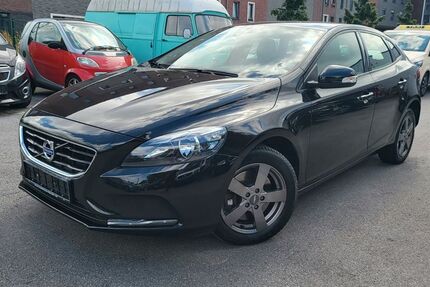 Volvo V40 76.785 km 13.500 &euro; Düsseldorf 40597