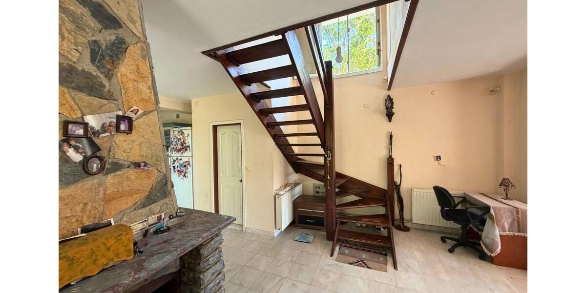 Villa Düsseldorf - 4 Zimmer, 196 m&sup2;, 650.000&euro; | Angebot:27244448