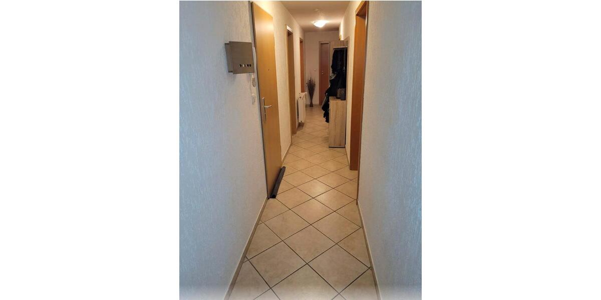 Dachgeschoßwohnung Nettetal - 5 Zimmer, 92 m&sup2;, 169.000&euro; | Angebot:27070027