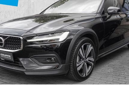 Volvo V60 Cross Country 15.722 km 40.980 &euro; Düsseldorf 40474