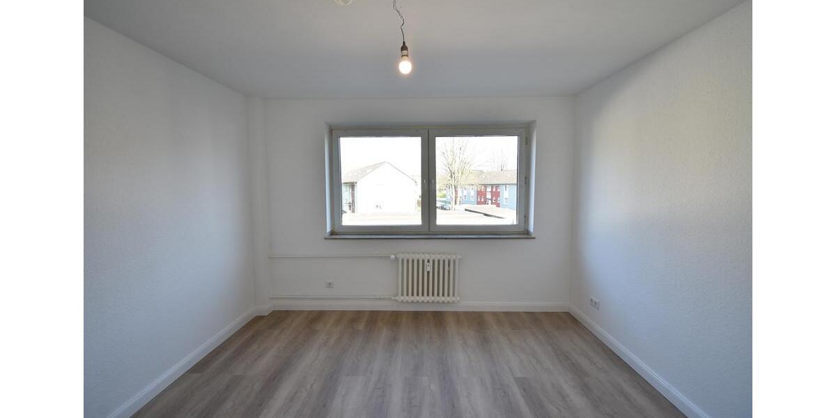 Etagenwohnung Duisburg Walsum - 3 Zimmer, 81 m&sup2;, 745&euro; | Angebot:25870126