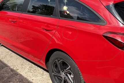 Hyundai i30 57.000 km 15.999 &euro; Oberhausen 46149