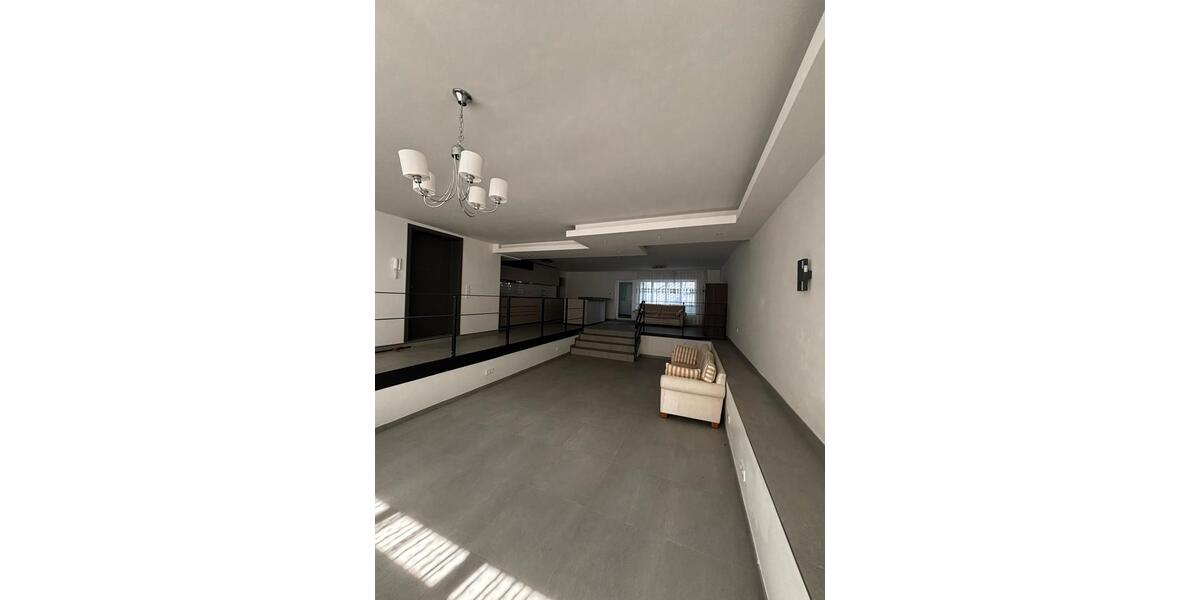 Etagenwohnung Korschenbroich - 1 Zimmer, 79 m&sup2;, 900&euro; | Angebot:26678016