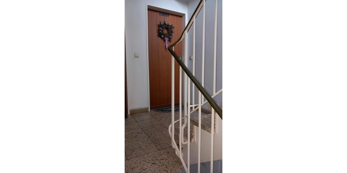 Hochparterre Ratingen Tiefenbroich - 2 Zimmer, 56 m&sup2;, 280.000&euro; | Angebot:24618401