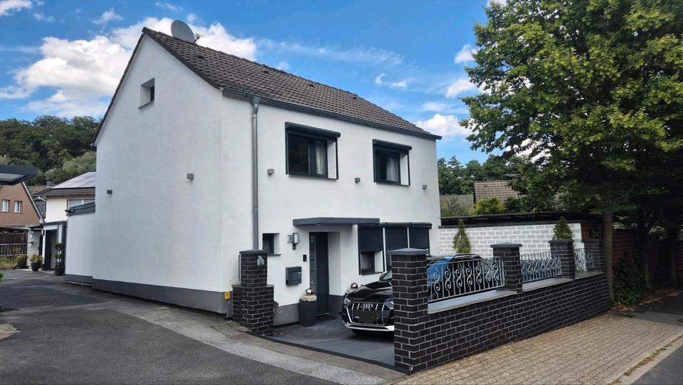 Einfamilienhaus Erkrath - 4 Zimmer, 140 m&sup2;, 580.000&euro; | Angebot:27301313