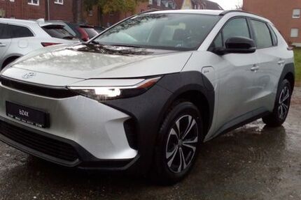 Toyota bZ4X 1.100 km 33.880 &euro; Viersen 41748