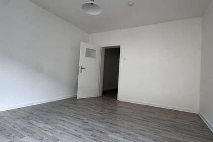 Wohnung Duisburg Hochfeld - 2 Zimmer, 64 m&sup2;, 570&euro; | Angebot:27346359