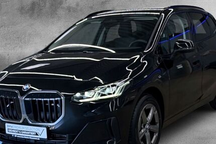 BMW 220 Active Tourer 13.955 km 29.490 &euro; Krefeld 47800