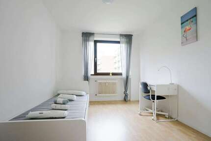 Zimmer Düsseldorf Holthausen - 609&euro; | Angebot:27325501