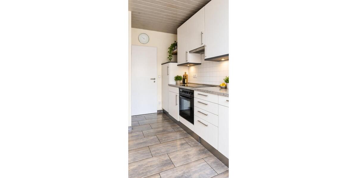 Etagenwohnung Krefeld Gellep-Stratum - 3 Zimmer, 96 m&sup2;, 285.000&euro; | Angebot:27452055