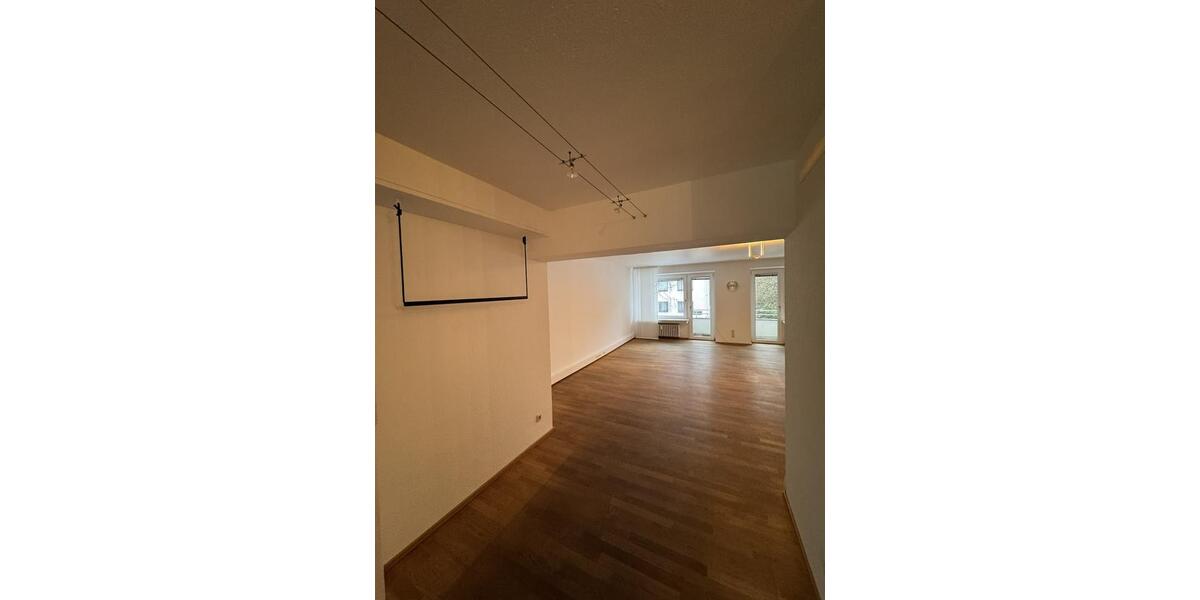 Gewerbeobjekt Düsseldorf Stadtbezirk 5 - 2.250&euro; | Angebot:26269414