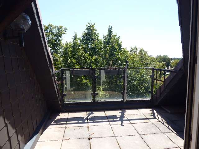 Etagenwohnung Düsseldorf Reisholz - 3 Zimmer, 93 m&sup2;, 270.000&euro; | Angebot:27310972