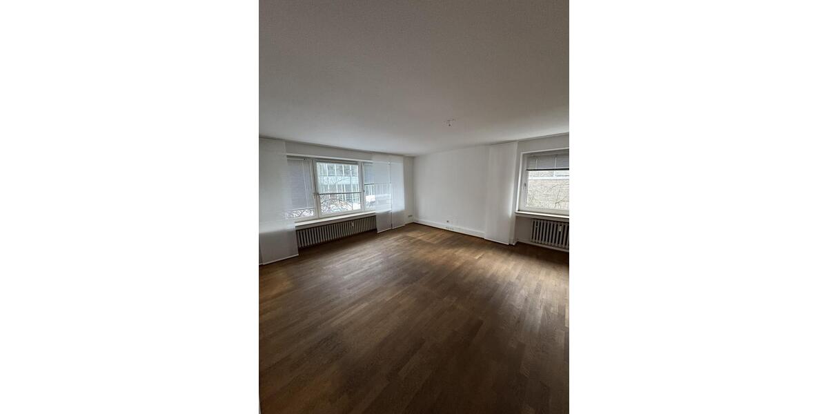 Gewerbeobjekt Düsseldorf Stadtbezirk 5 - 2.250&euro; | Angebot:26269414
