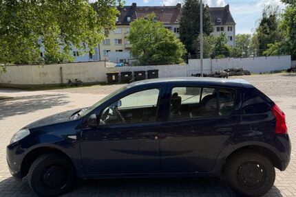 Dacia Sandero 152.000 km 1.399 &euro; Mülheim an der Ruhr 45472