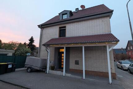 Haus Duisburg Hochheide - 8 Zimmer, 150 m&sup2;, 429.000&euro; | Angebot:27285242