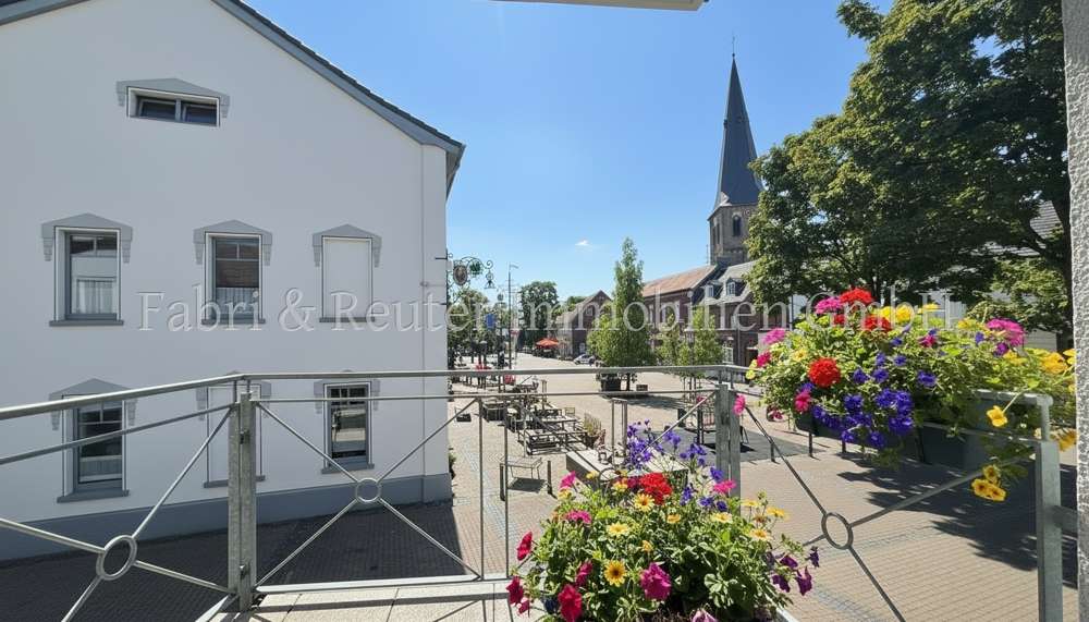 Etagenwohnung Grefrath - 2.5 Zimmer, 93 m&sup2;, 800&euro; | Angebot:27395894