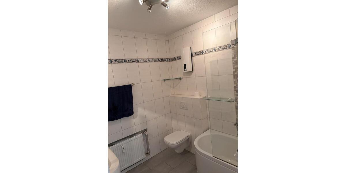 Hochparterre Düsseldorf Stadtbezirk 8 - 3 Zimmer, 94 m&sup2;, 275.000&euro; | Angebot:27472266