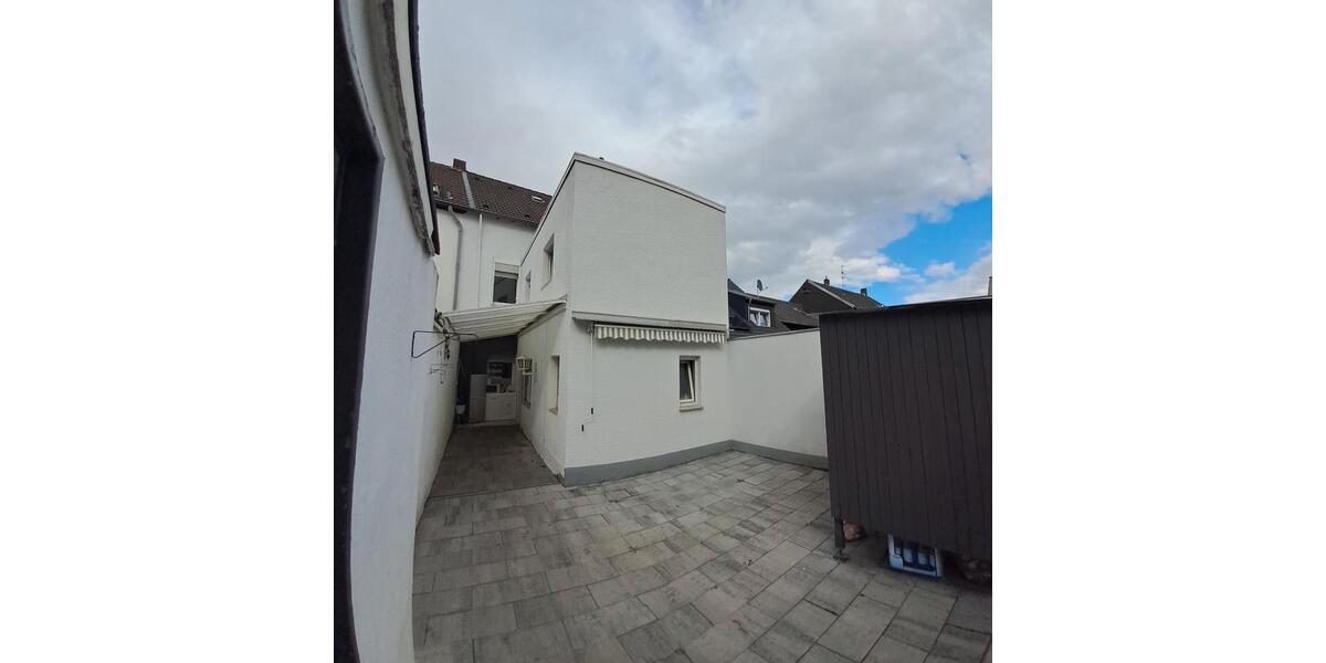 Reihenhaus Grevenbroich Neuenhausen - 5 Zimmer, 151 m&sup2;, 279.000&euro; | Angebot:27457305