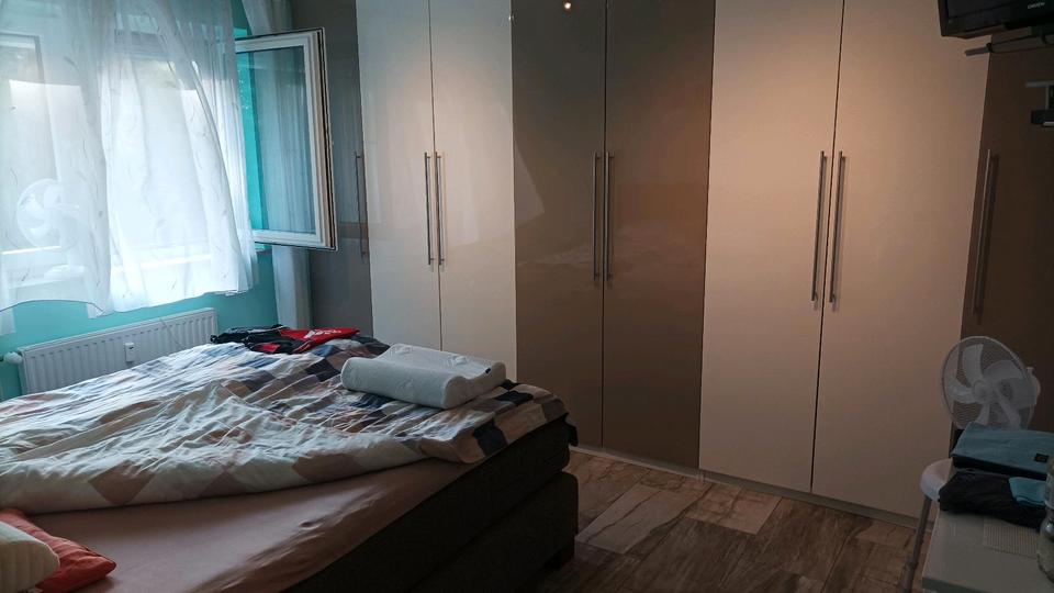 Etagenwohnung Dinslaken - 3.5 Zimmer, 81 m&sup2;, 219.000&euro; | Angebot:27453093