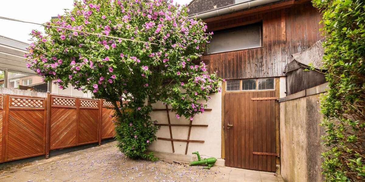 Einfamilienhaus Krefeld / Oppum Oppum - 6 Zimmer, 110 m&sup2;, 226.200&euro; | Angebot:27071230
