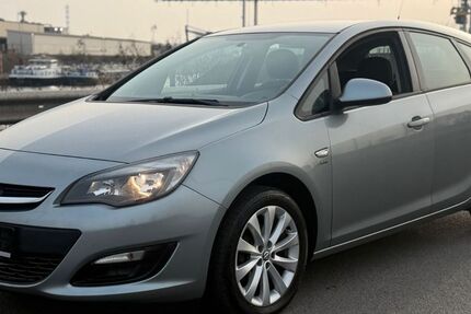Opel Astra 193.631 km 3.500 &euro; Duisburg 47138