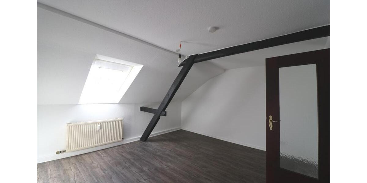 Dachgeschoßwohnung Krefeld Cracau - 3 Zimmer, 56 m&sup2;, 580&euro; | Angebot:26111464