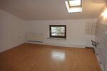 Dachgeschoßwohnung Duisburg Laar - 2.5 Zimmer, 65 m&sup2;, 470&euro; | Angebot:26492220