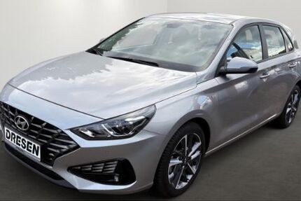 Hyundai i30 10.100 km 17.690 &euro; Neuss 41464
