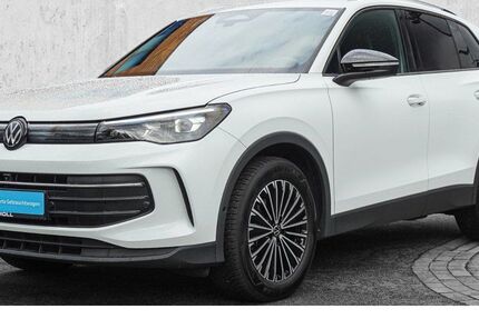 VW Tiguan 25.329 km 31.410 &euro; Düsseldorf 40474