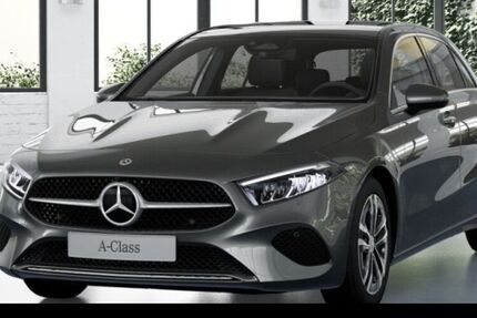 Mercedes-Benz A 180 9.900 km 34.290 &euro; Düsseldorf 40470