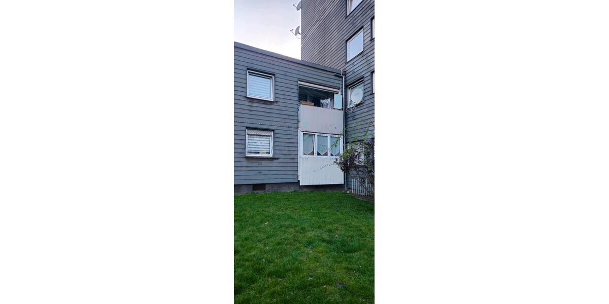 Erdgeschoßwohnung Duisburg Hamborn - 4.5 Zimmer, 99 m&sup2;, 139.000&euro; | Angebot:27474937