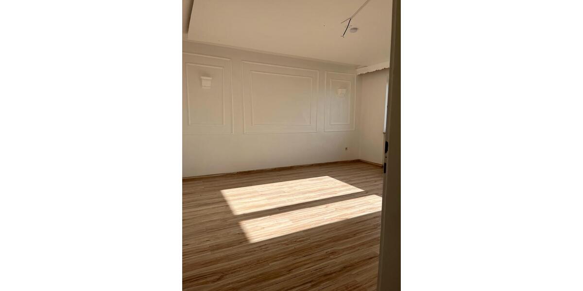Etagenwohnung Duisburg Rheinhausen - 2.5 Zimmer, 49 m&sup2;, 85.000&euro; | Angebot:27441376
