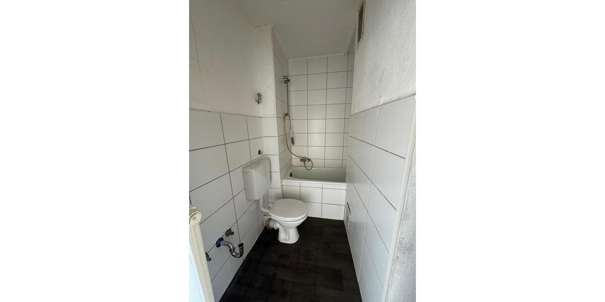 Etagenwohnung Oberhausen - 3 Zimmer, 55 m&sup2;, 85.000&euro; | Angebot:27443425
